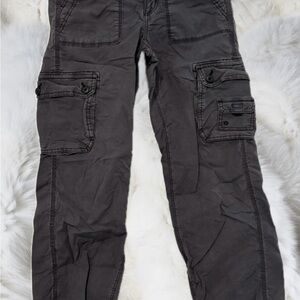 Woman’s Gray Cargo Pants